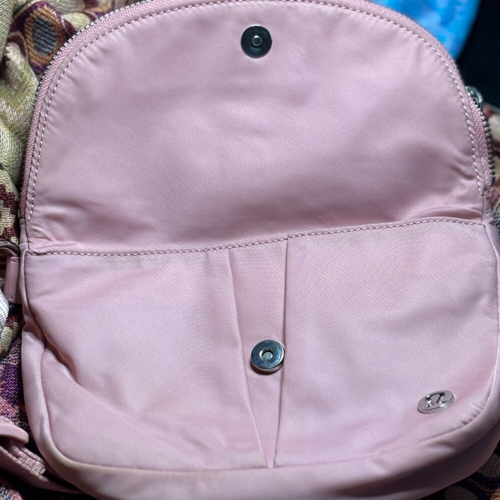 Lululemon Womens All Night Festival Bag Micro 1.5L Blush Silver Zipper Foldover - Picture 7 of 7